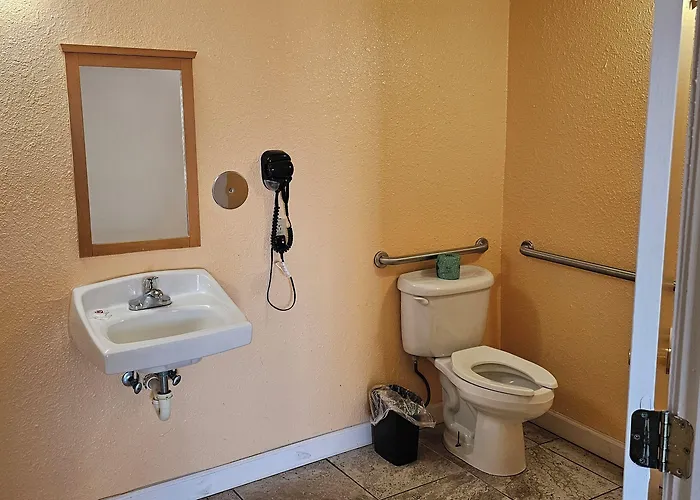 Motel Indian Mound